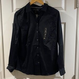 Banana Republic Factory Women’s Black Tailored Fit Button-Up Shirt Size - 14